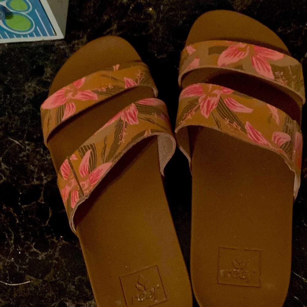 Reef sandals